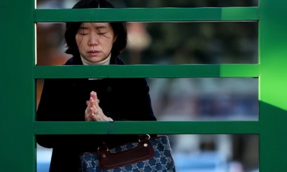 Phụ huynh Hà Nội bất lực vì con học kém, cố lắm cũng khó đỗ vào lớp 10 công lập, 'cầu khẩn' netizen cho giải pháp