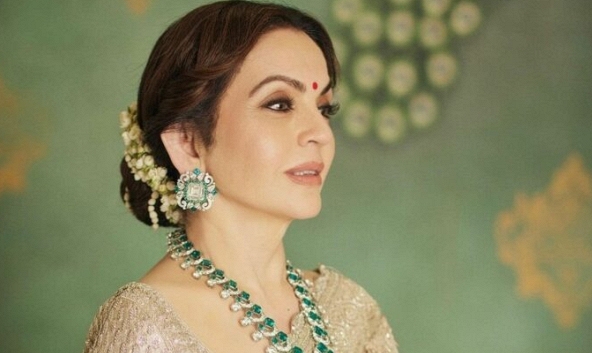 Choáng với giá trị viên kim cương 'khủng' vợ tỷ phú giàu nhất châu Á diện trong ngày trọng đại của con trai, ví như 'tấm gương thiên đường'