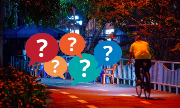 Hình ảnh 'lạ' trên tuyến đường dành riêng cho xe đạp ở Hà Nội