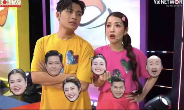 Vợ chồng Puka hé lộ phong bì mừng cưới của Trường Giang - Lan Ngọc và dàn sao, 'ú oà' khi phát hiện ra điều đặc biệt 