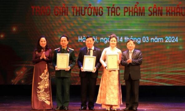 “Lôi vũ” của Sân khấu Lệ Ngọc là 1 trong 3 vở diễn giành giải cao nhất tại Giải thưởng Sân khấu năm 2023 