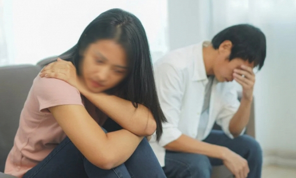 Choáng váng vì chồng lắp 6 camera siêu nhỏ khắp nhà để theo dõi mọi hoạt động của vợ