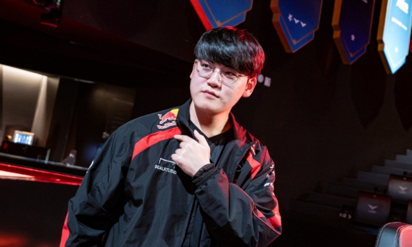 Gumayusi chia sẻ 'đắng lòng' về vai trò xạ thủ, hóa ra quan điểm của game thủ xưa nay là sai lầm