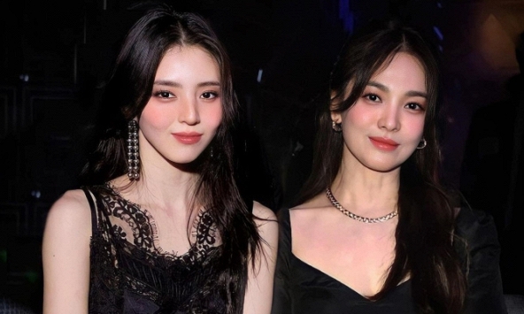 Han So Hee vướng nghi án làm 'người thứ 3', nhưng Song Hye Kyo lại bất ngờ bị gọi tên vì điều này