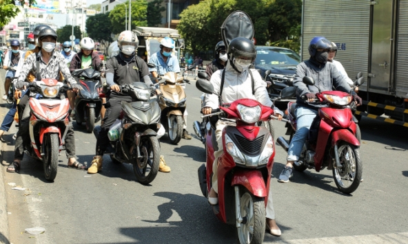 Nhà có người già, trẻ nhỏ, khi mua máy lạnh cần lưu ý yếu tố gì?