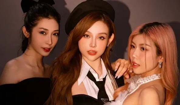 Khổng Tú Quỳnh lần đầu lên tiếng bênh vực Diệu Nhi, Trang Pháp xúc động nhắc đến diva Mỹ Linh