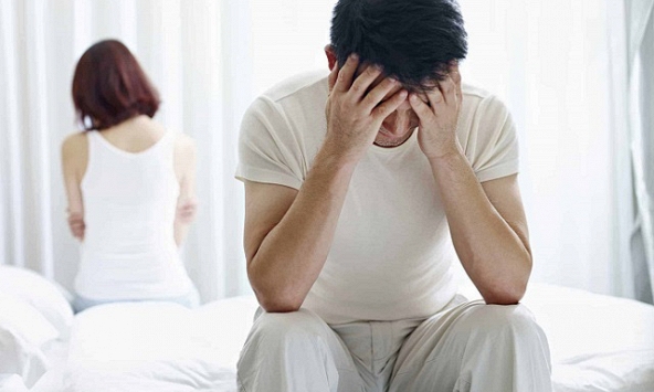 Chồng liên tục đay nghiến quá khứ, tôi đưa con đi xét nghiệm ADN rồi ly hôn dù chồng van xin tha thứ