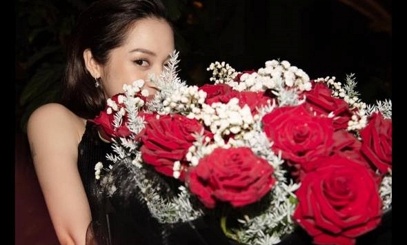 Đang yên đang lành, Bảo Anh bỗng đăng lời bài hát đề cập việc qua đời khiến đồng nghiệp và fan lo lắng!