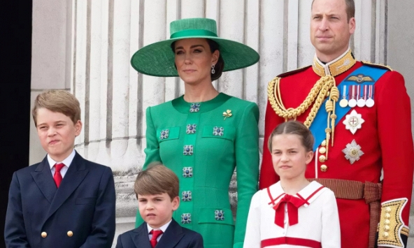 Hứng búa rìu dư luận suốt thời gian dài nhưng Vương phi Kate đợi đến giờ mới công bố tin mắc ung thư, hóa ra là có lý do