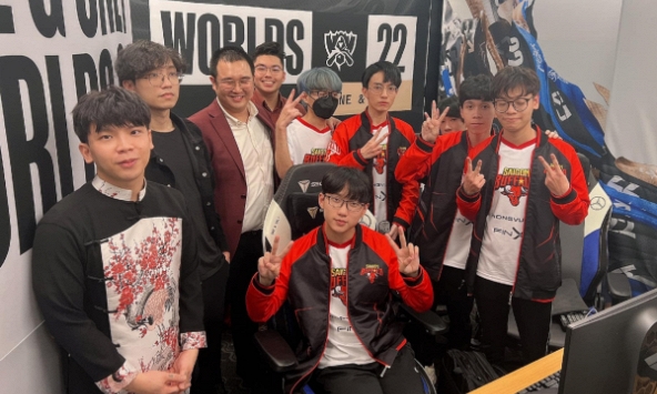 Cựu học trò bị đưa vào 'diện tình nghi' trong nghi án của VCS, HLV Ren nói lời cay đắng