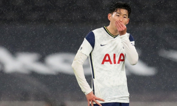 Son Heung-min tiết lộ mắc một chứng bệnh khó chịu, là nguyên nhân dẫn đến việc phải chuyển nhà