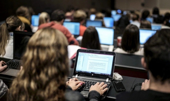 Thống kê gây shock: Học vấn không còn là ưu tiên hàng đầu khi tuyển dụng, bằng giỏi - xuất sắc liệu đã 'lỗi thời'?