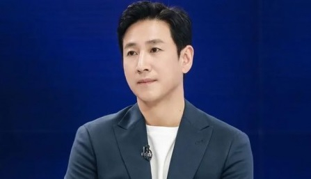 Tin buồn: Cha cố tài tử Lee Sun Kyun qua đời sau 3 tháng con trai ra đi