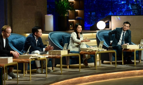 Cựu giám khảo IELTS chấm điểm tiếng Anh dàn Shark: Một vị Shark bị nhận xét 'có thể là nhà đầu tư giỏi nhưng phát âm hơi kém'