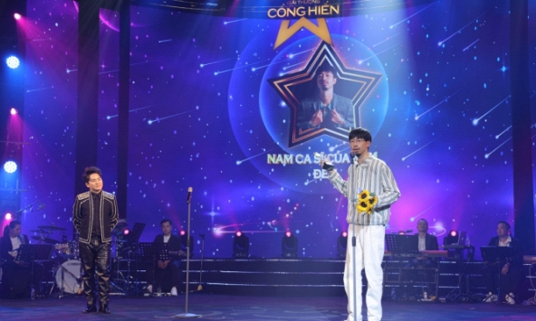 Đen Vâu, Double2T và Hòa Minzy thắng lớn ở giải Cống Hiến