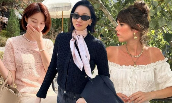 4 món phụ kiện phụ nữ trên 40 tuổi nên có để mặc gì cũng sang và nổi bật hơn