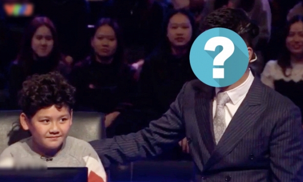 Nam diễn viên phim VTV trả lời đến câu 12 của 'Ai là triệu phú', còn đưa con trai lên ngồi ghế nóng cùng