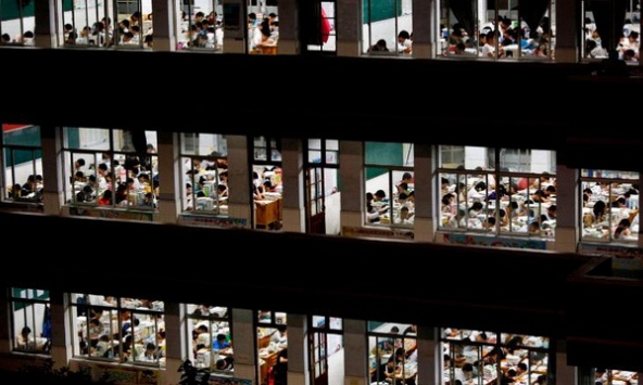 10 ngành học bị sinh viên 'điểm danh' là ít triển vọng nghề nghiệp, lương thưởng thấp nhất hiện nay