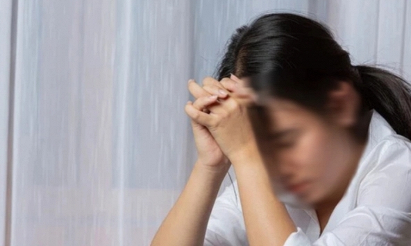 Gửi tiền cho mẹ đẻ suốt 10 năm, khi lấy lại, tôi sụp đổ trước câu trả lời trong nước mắt của bà