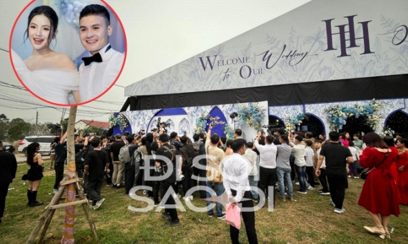 Người thân Quang Hải công khai thái độ làm việc của chủ studio, nhiếp ảnh team khác cũng bức xúc, tới chủ rạp cưới còn bất bình lên tiếng