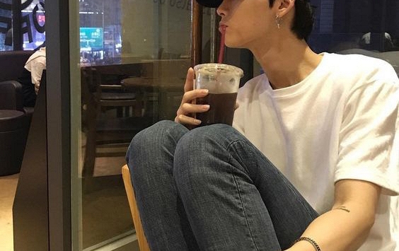 Thực hư chuyện uống cà phê trước khi “lâm trận” tăng hưng phấn? Bác sĩ: Thay vào đó làm 8 việc này