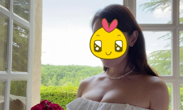 Hoa hậu mang tiếng xấu vì chuyên đóng vai lẳng lơ, phải bỏ ra nước ngoài sống vì không ai dám cưới 