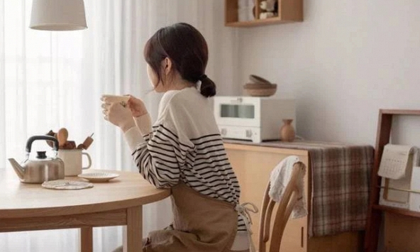 Bà nội trợ Nhật Bản khoe 'bữa ăn tiết kiệm' thu hút sự chú ý, cư dân mạng: Tiết kiệm đến cực điểm!