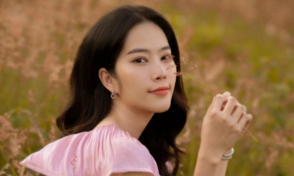 Chuyện ít người biết: Nam Em từng bị kỷ luật rất nặng thời đi học vì nguyên nhân này, cuộc sống của cô sau đó có ngã rẽ mới