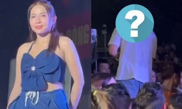 Khả Như sượng trân không nói được lời nào khi trợ lý Hồ Ngọc Hà hét to điều tế nhị này