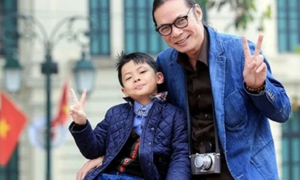 Mừng con trai sinh nhật tròn 16 tuổi nhưng đạo diễn Trần Lực lại đăng ảnh lúc 6 tuổi: Nghe lý giải mà nể chuyện dạy con
