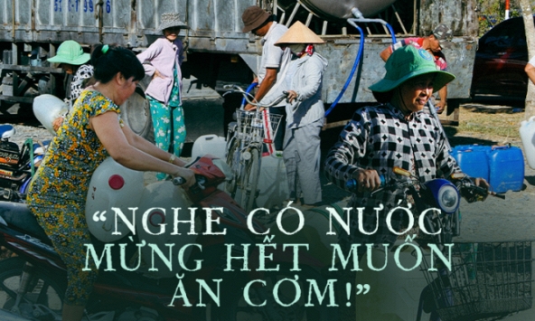 Kênh cạn khô, người miền Tây đội nắng trông ngóng từng can nước sạch: “Mọi người từ xa mang nước đến cho, quý lắm!”