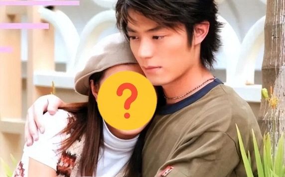 Ngọc nữ màn ảnh từng phũ phàng từ chối tình cảm của Hoắc Kiến Hoa, cuối cùng nhận kết đắng vì thói ngoại tình “bắt cá nhiều tay”