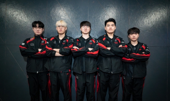 Chuẩn bị tái đấu HLE, T1 đang nắm giữ một 'công thức chiến thắng' cực kỳ lợi hại