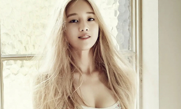 Sốc: Nữ ca sĩ Park Boram qua đời ở tuổi 30