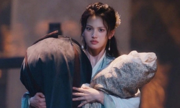 Sao nữ được khen khỏe nhất màn ảnh, vừa vác chồng 1m80 vừa bế con vẫn diễn đỉnh