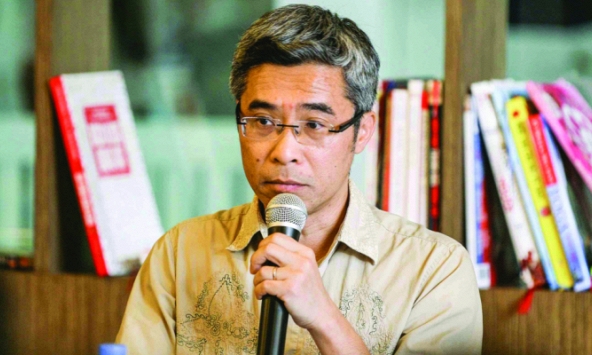 Tiến sĩ Đặng Hoàng Giang và Công ty sách Nhã Nam ngừng hợp tác