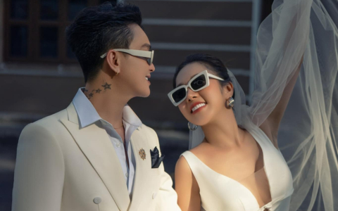 Nam ca sĩ Vbiz chuẩn bị tái hôn, lộ diện bên vợ sắp cưới 1 tuần trước khi lên xe hoa