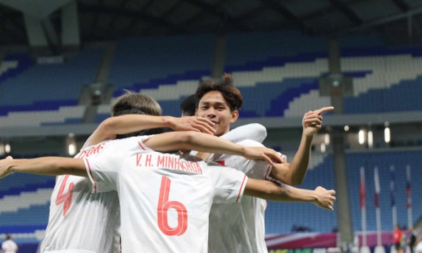 Fan Đông Nam Á tưng bừng chúc mừng chiến thắng của U23 Việt Nam, trái hẳn với phản ứng của fan Việt: Các bạn đã trở lại đường đua!