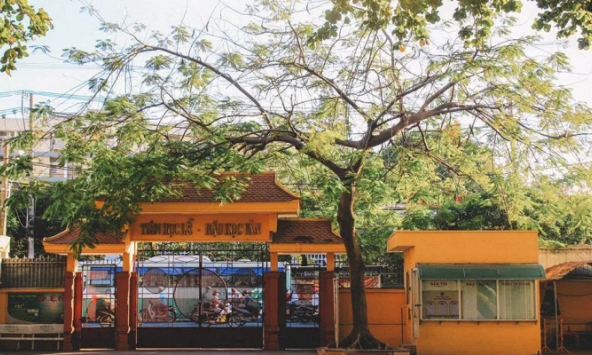 Ngôi trường THPT đỉnh nhất ở TP.HCM: 20 năm liền giữ 'ngôi vương' điểm chuẩn, đã thế còn được chuẩn bị xây mới