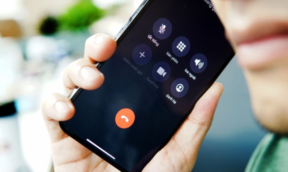 Sau cuộc gọi và tin nhắn trên Messenger, người đàn ông tá hoá bị lừa mất 230 triệu đồng