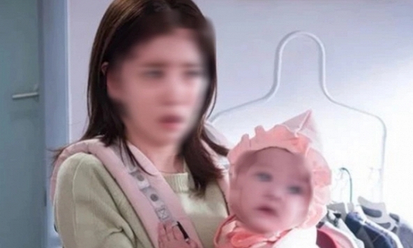 Bảo chồng đưa tiền nuôi con, anh nói một câu mà tôi ghi hận suốt đời