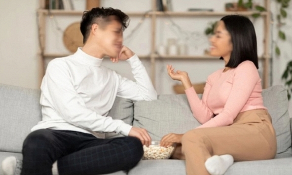 Vợ tôi lúc nào cũng 'nội ngoại như nhau' nhưng thực tế khinh nhà tôi ra mặt