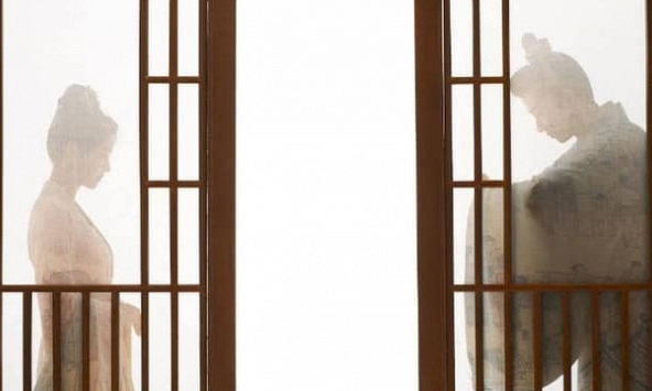 Mỹ nhân Hoa ngữ yêu 'anh rể' gây sốt, còn có màn giả trai hút mắt