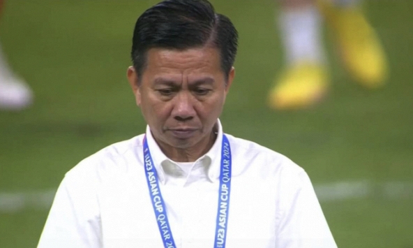 HLV Hoàng Anh Tuấn bất ngờ để trạng thái đượm buồn 'tạm biệt'