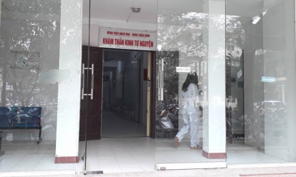 Bác sĩ ở Hà Nội chia sẻ câu chuyện đau lòng: Vợ phát bệnh sau một lần chồng bí mật đi chơi cùng cô bạn cũ