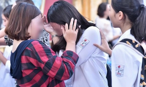 Một thông tin như 'sét đánh ngang tai' của Sở GD-ĐT Hà Nội khiến phụ huynh lao đao, không biết 'bi kịch' này có rơi vào con mình không