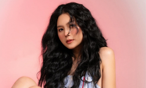 Vợ cầu thủ nổi tiếng từng là hotgirl Tuyên Quang sinh con xong nhan sắc thăng hạng, ngọt ngào hơn cả thời con gái