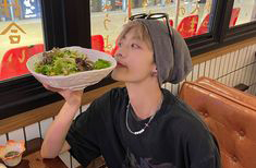 Thực phẩm 2 xanh 1 đen tốt nhất để “dọn dẹp' độc tố, bồi bổ cho gan