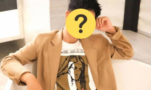 Mỹ nam 'không ai ghét nổi' U50 vẫn trẻ khó tin, mãi không nổi tiếng vì làm thầy dạy cả showbiz