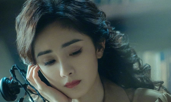 Dương Mịch lại gặp 'kiếp nạn': Bị biên kịch chê diễn kém ngay trên sóng truyền hình